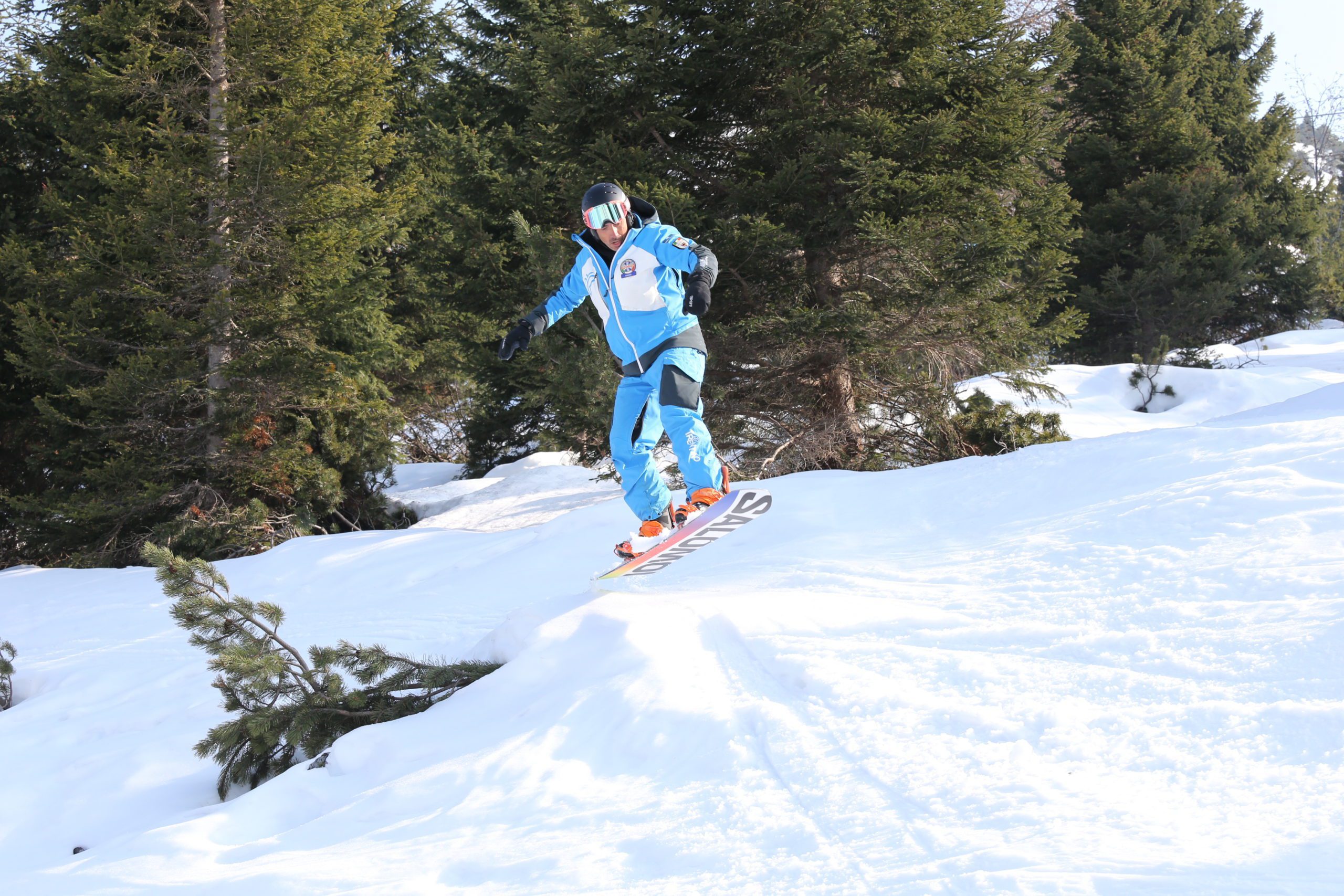 TOS_0227 Maestro Davide snowboard Andalo